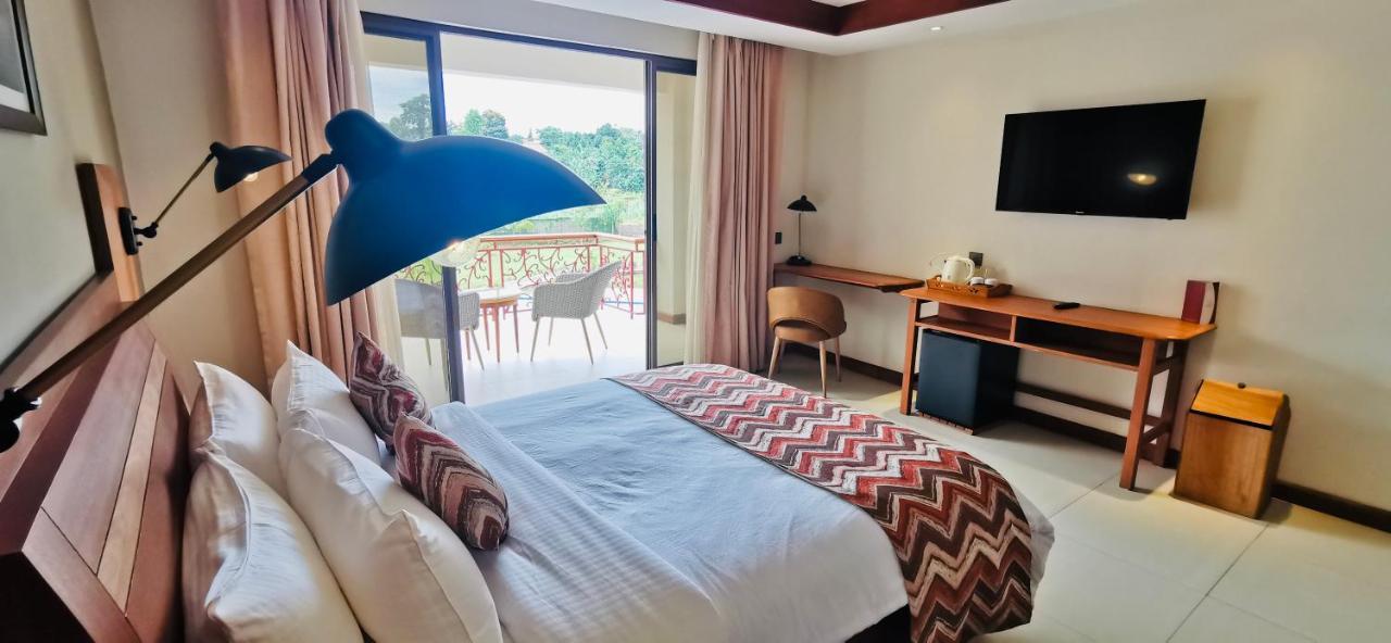 Kampala Nile Hotel 5*